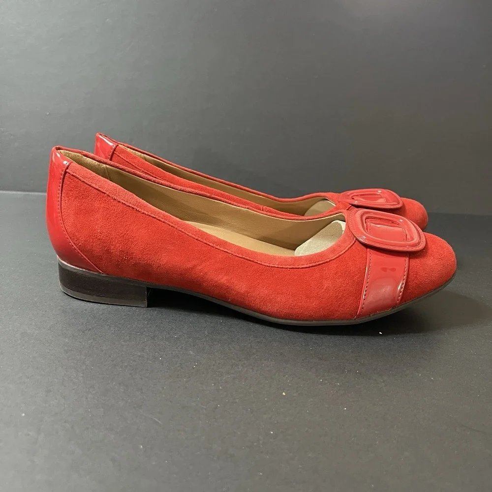 Clarks Women's Un Blush Cove Flats Red Size 11M NWOB